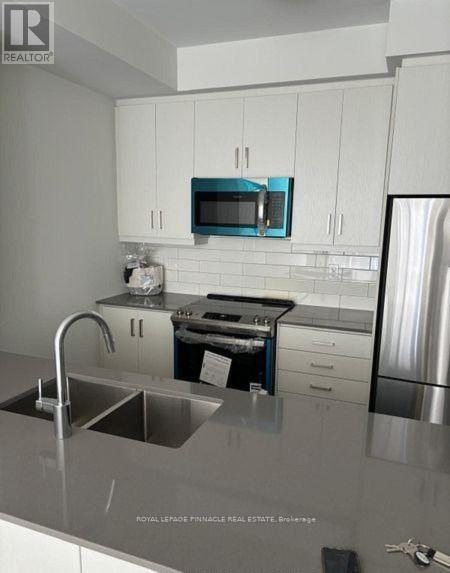 Photo - 151 Honeycrisp Cres