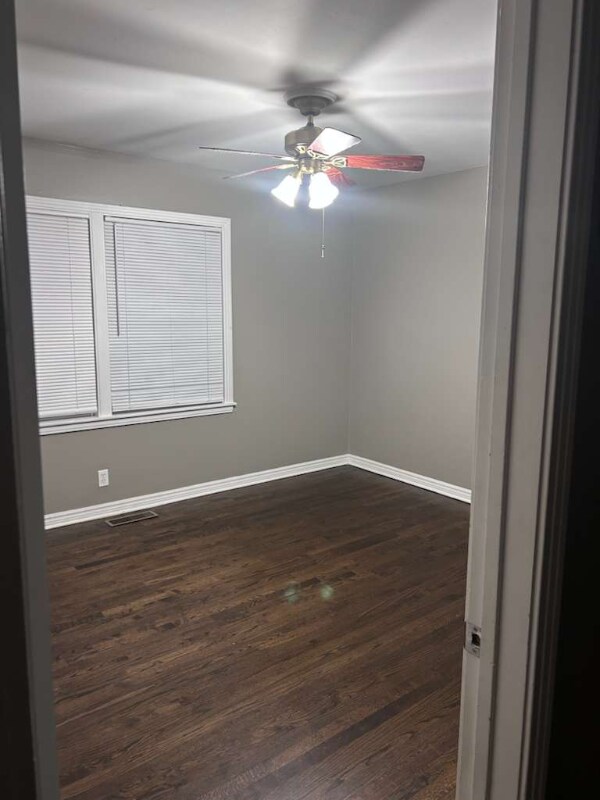 Photo - 215 W 89th St