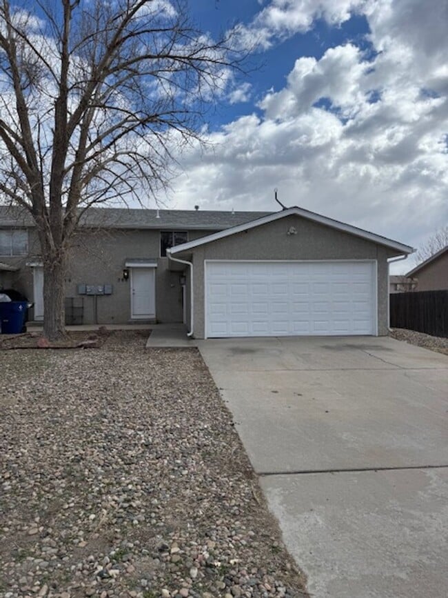1110 Bellflower LLC. 706-708 S. Bellflower... - 1110 Bellflower LLC. 706-708 S. Bellflower... Apartment Unit 708