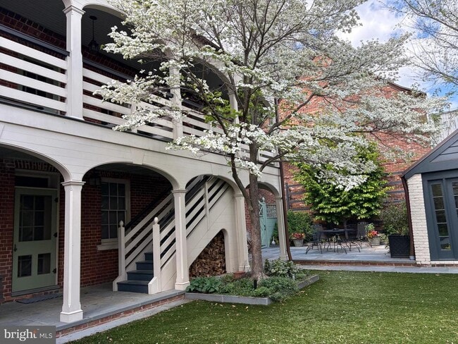 Photo - 413 Prince St Unidad 4