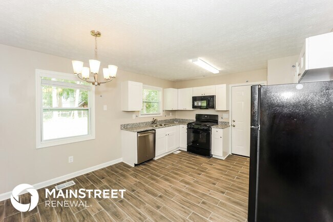 Photo - 9194 Greenwood Dr