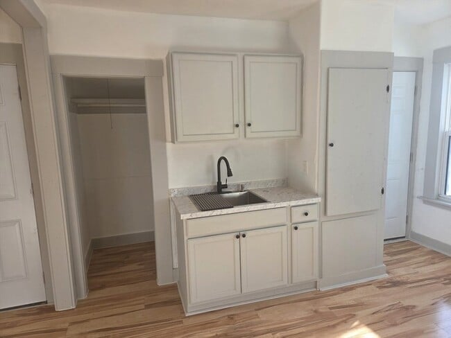 Photo - 40 Garnet St Unit 3