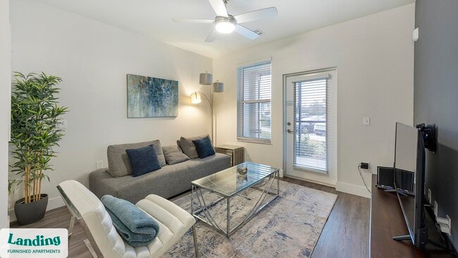 Building Photo - 4950 W Prescott St Rental