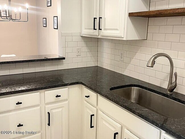 1110 Westlynne Place Unidad 6