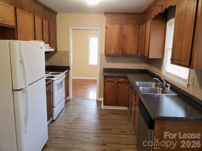 Photo - 5209 Caravel Ct