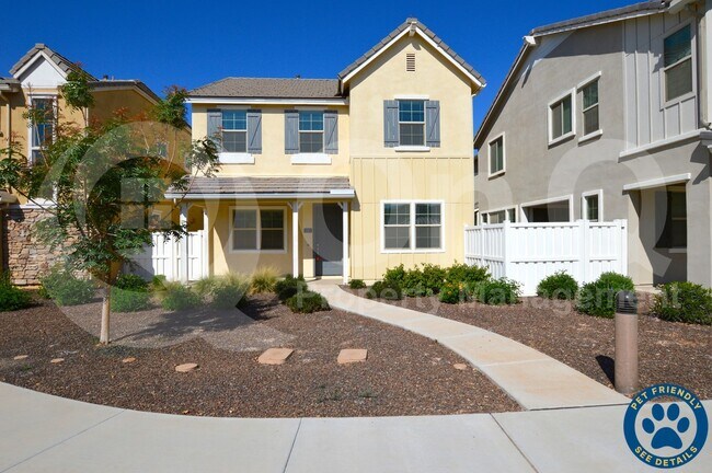 Building Photo - 2263 S Annie Ln