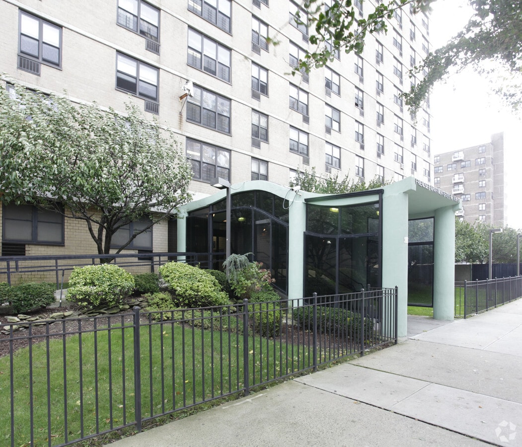 Photo - Friendset Apartments
