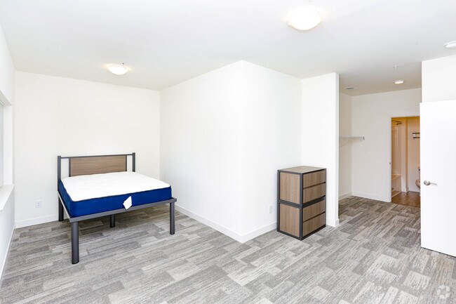1 BR, 1 BA - Deluxe Plus - 673 SF