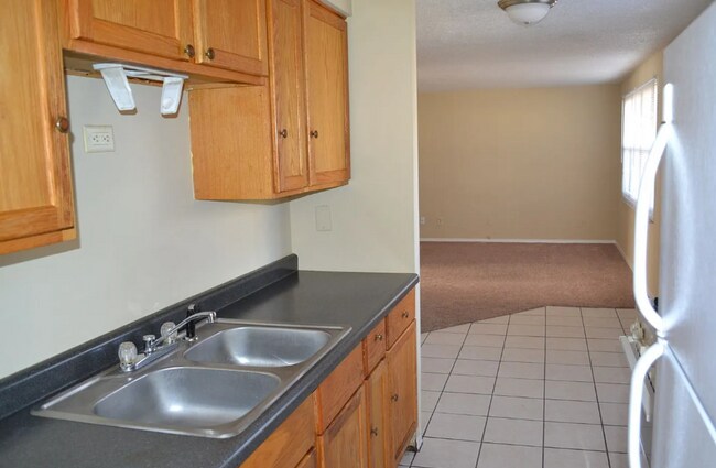 Photo - 1827 Parkdale Dr