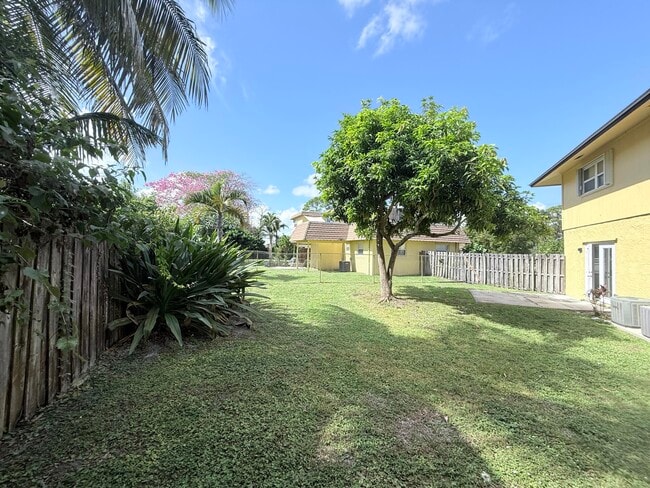 Photo - 3364 Jefferson St