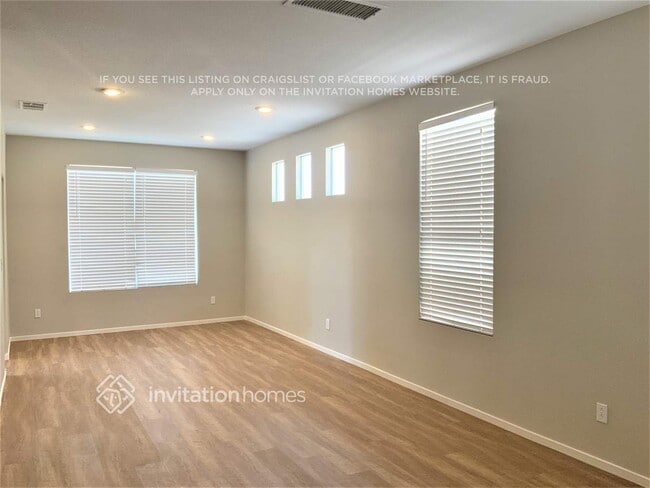 Photo - 2992 Scenic Valley Way