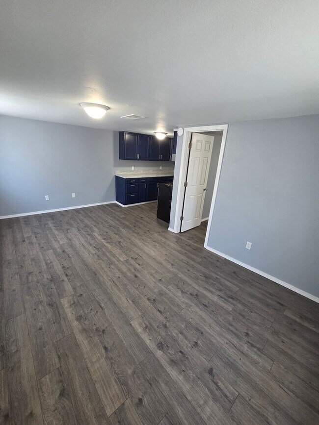 Photo - 220-226 East J St Unidad 220 East J St