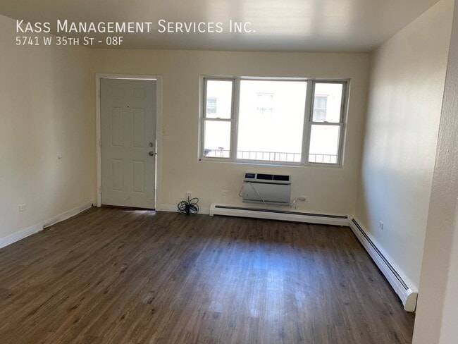 Building Photo - 5741 W 35th St Unit 08F Rental