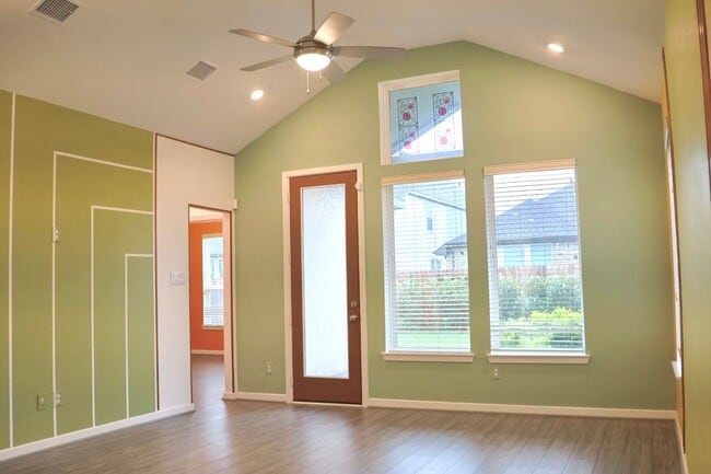 Photo - 17631 Carnation Gln Dr