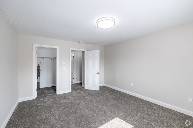1BR, 1BA - Bedroom