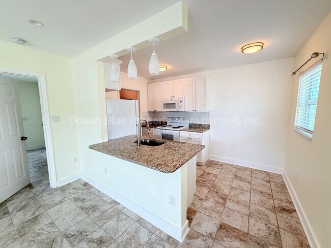 Photo - 206 Bates Ave Unit W