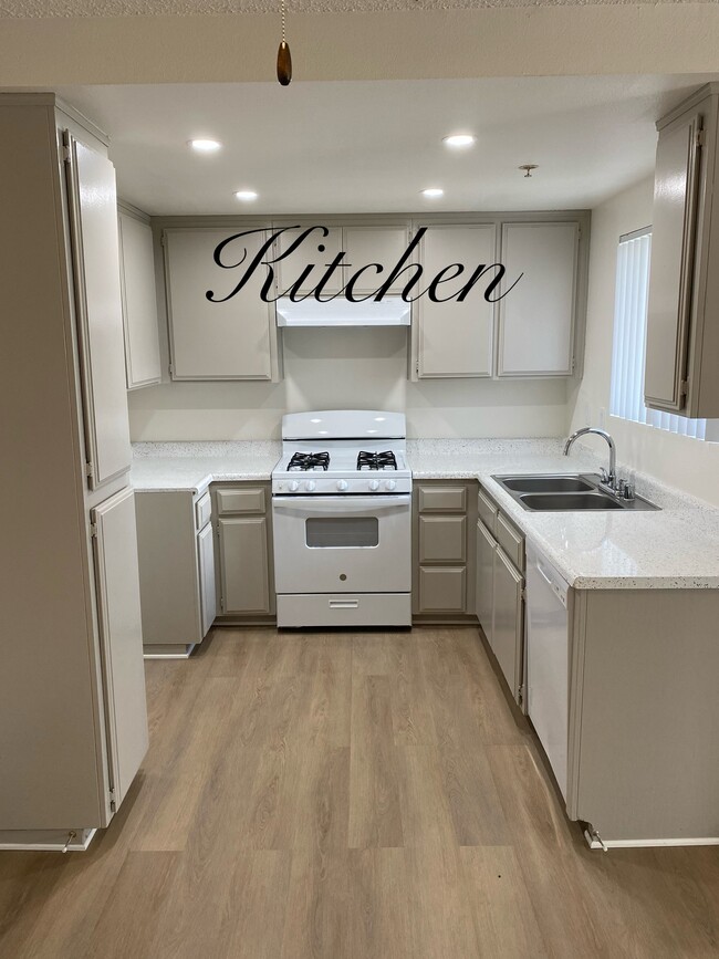 Photo - Cottonwood Apartments Unit 209B