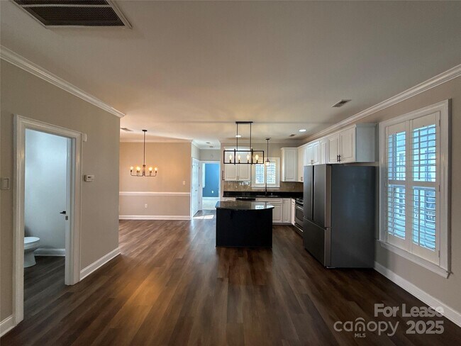 Photo - 1903 Lela Avenue