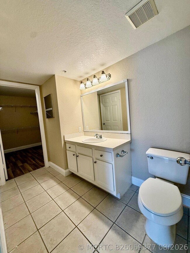 Building Photo - 15095 Michelangelo Blvd Unit 201