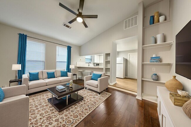 Photo - 406 W Johanna St Unit B