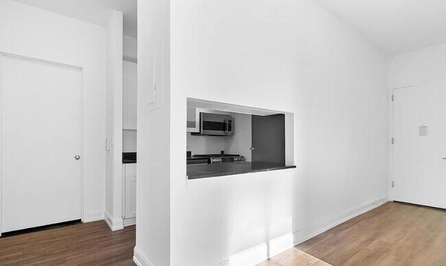 Photo - 160 E 22nd St Unit 14B