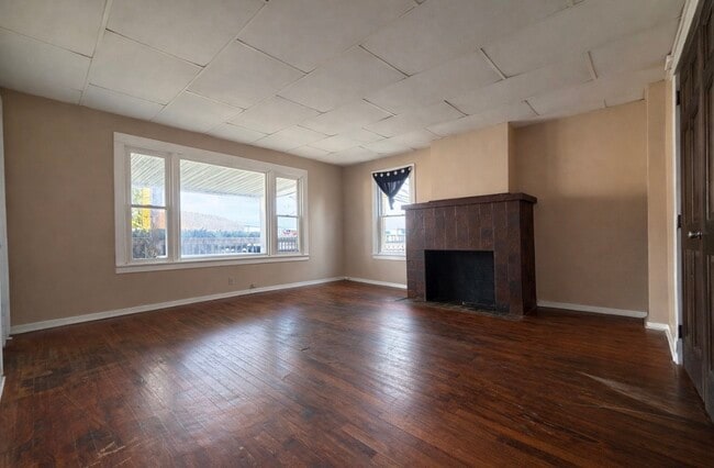 274 Chenango St Unidad 1