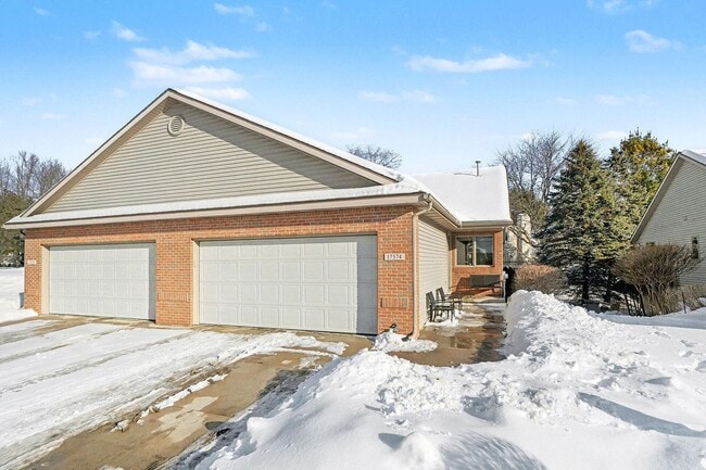 Photo - 2 BED 2 BATH CONDO NEAR BEACH