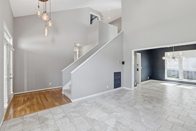 Photo - Nestled on a quiet cul-de-sac, this charming 3BR/2.5BA home offers an ideal Bellevue!