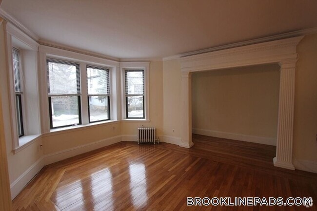 Building Photo - 283 St Paul St Rental