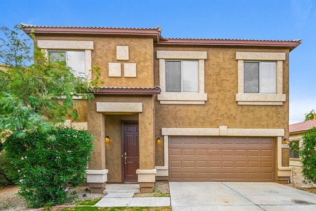 Building Photo - 153 E Dry Creek Rd