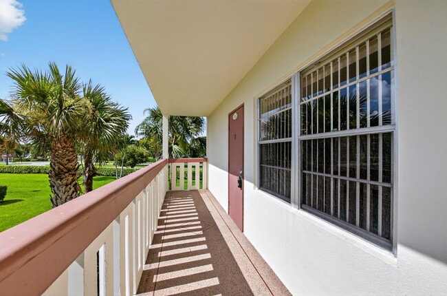 Photo - 154 Preston Way