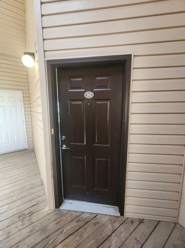 Photo - 121 Wexford Dr Unit 303-2