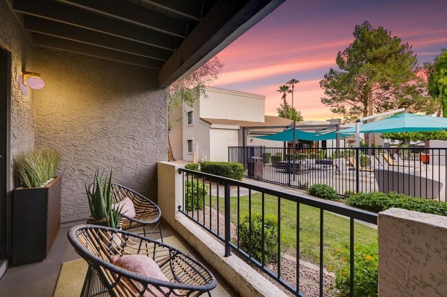 Rockledge Fairways Apartments For Rent In Phoenix Az Forrent Com