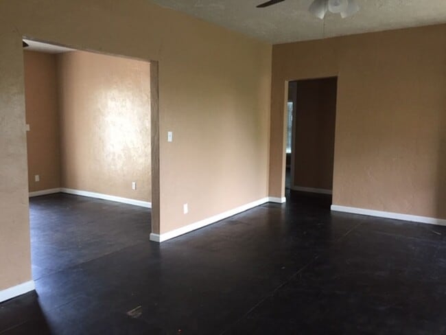 Photo - Ada OK Rental