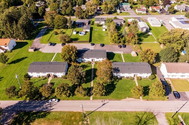Photo - Willow View Apartments