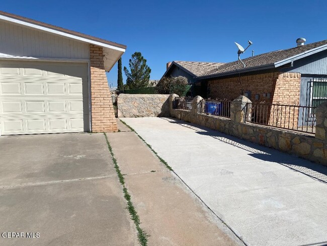 Photo - 4717 G V Underwood Dr