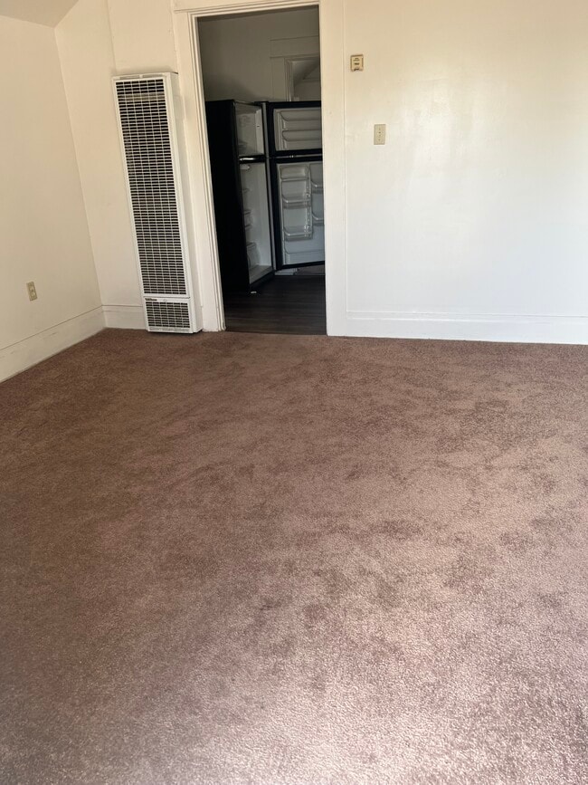 Photo - 4122 1/2 Griffin Ave Unit 4122 1/2 Griffin Av
