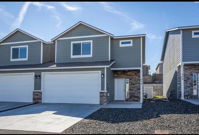 Building Photo - 434 Bedrock Loop