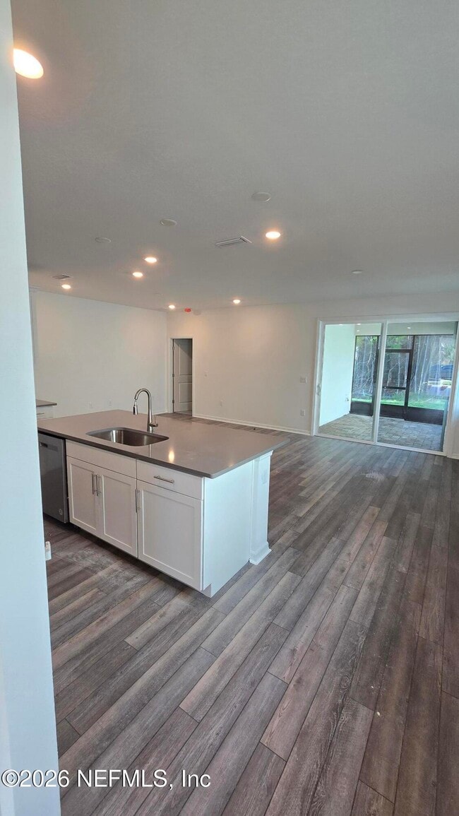 Photo - 757 Blind Oak Cir