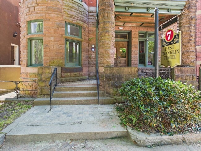 Photo - 7 E Franklin St Unit 9
