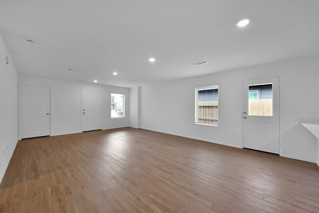 Photo - 17218 Black Ash Ct