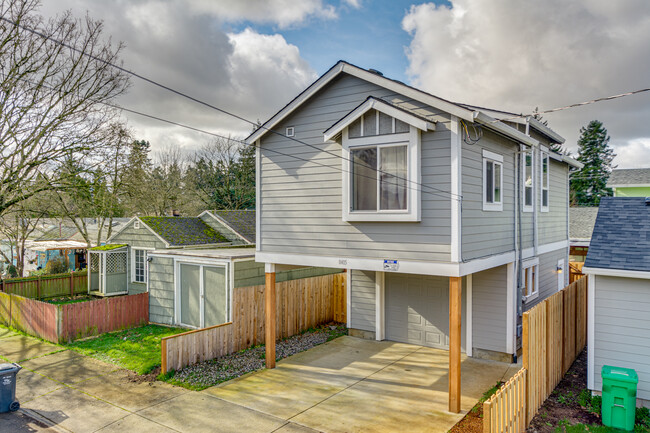 Photo - 8405 SE 63rd Ave Casa