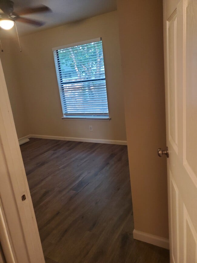 Photo - South Laredo