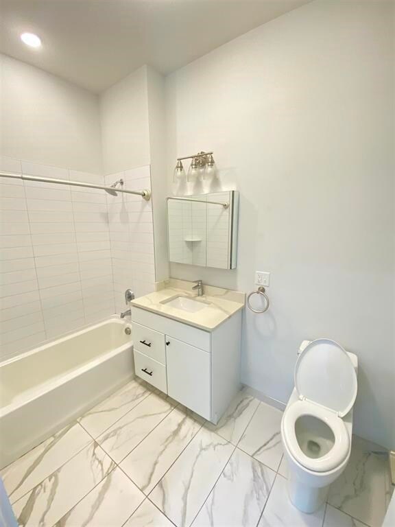 Photo - 275 Broadway Unit 203