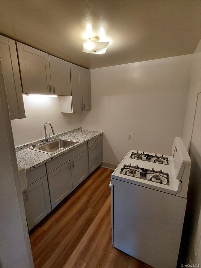 Photo - 87 W Pierpont St Unidad 4