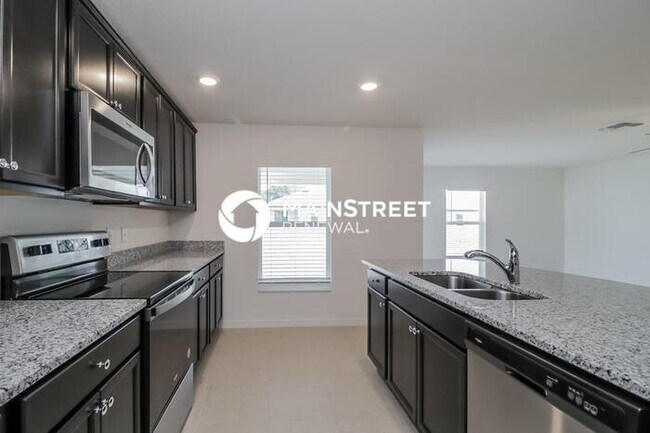 Photo - 5 Bedroom Pet-Friendly Home in Mascotte, FL with Main Street Renewal