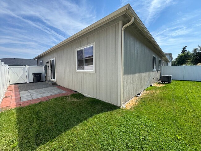 706 N 29th Ave