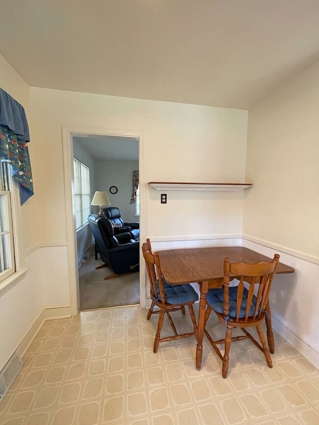 Photo - Fully Furnished~All Inclusive~Waiting For YOU!