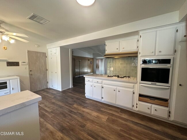 Photo - 5708 Wilhelmina Ave