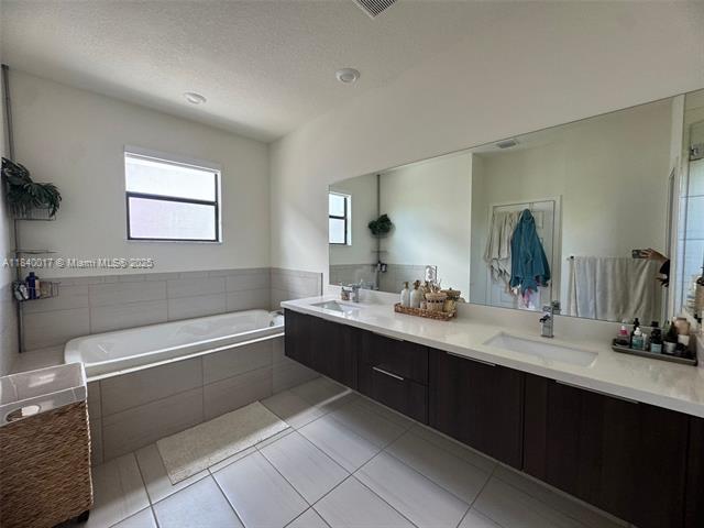 Photo - 10240 NW 76th Ter